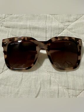 Women’s Blue Planet Nora Polarized Sunglasses